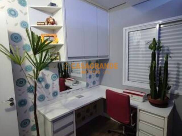 Apartamento para Venda em São José dos Campos - 5