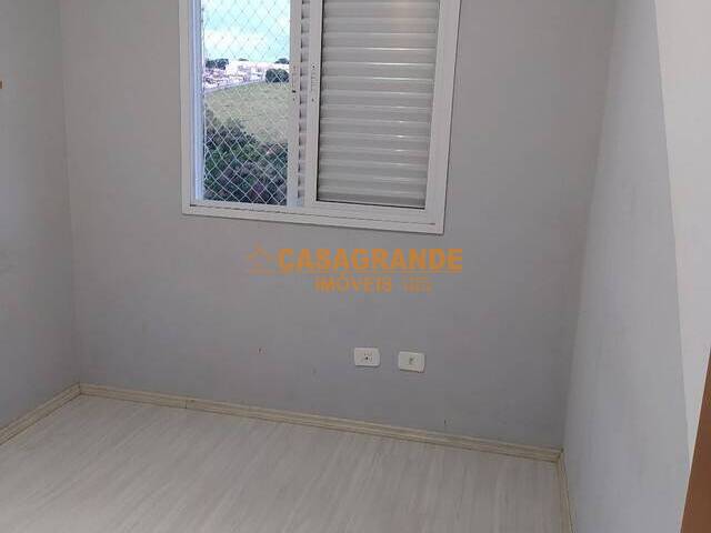 Apartamento para Venda em São José dos Campos - 3