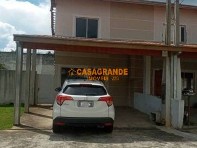 Casa para Venda em São José dos Campos - 3