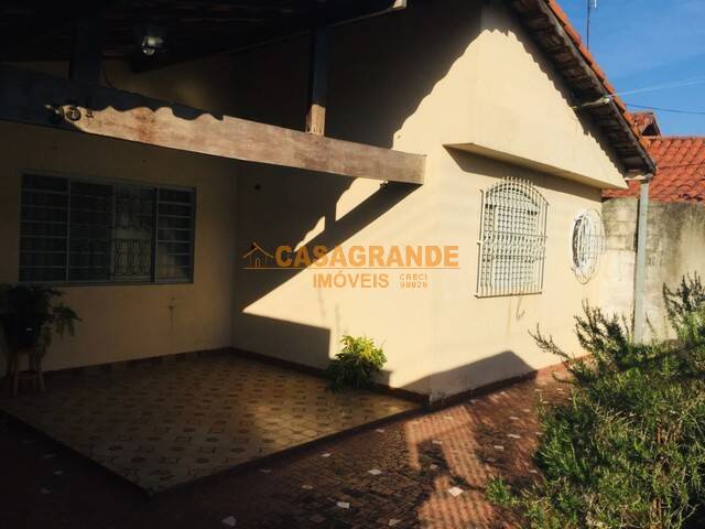 Casa para Venda em São José dos Campos - 2