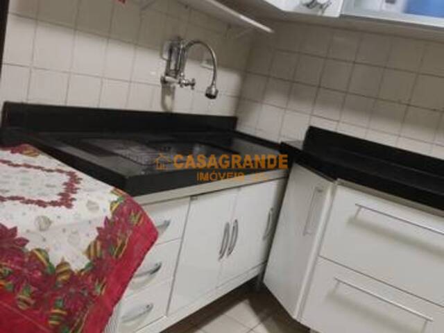 Apartamento para Venda em São José dos Campos - 4