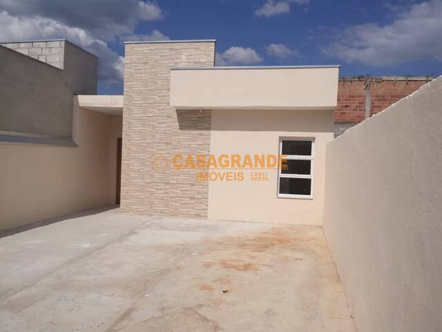 Casa para Venda em São José dos Campos - 5