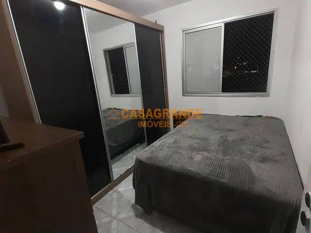 Apartamento para Venda em São José dos Campos - 2