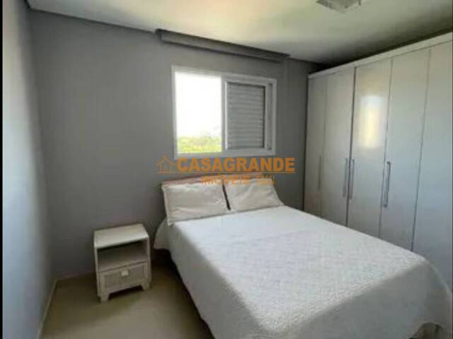 Apartamento para Venda em São José dos Campos - 3