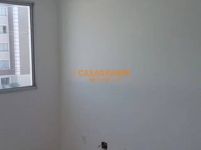 Apartamento para Venda em São José dos Campos - 2