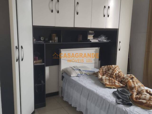 Apartamento para Venda em São José dos Campos - 4