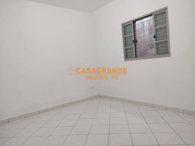 Casa para Venda em São José dos Campos - 5