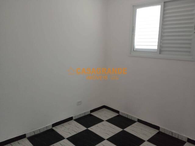 Apartamento para Venda em São José dos Campos - 3