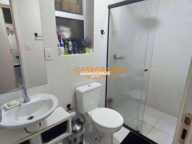 Apartamento para Venda em São José dos Campos - 4