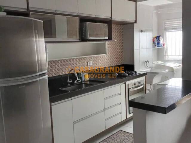 Apartamento para Venda em São José dos Campos - 3