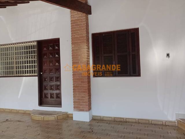 Casa para Venda em São José dos Campos - 4