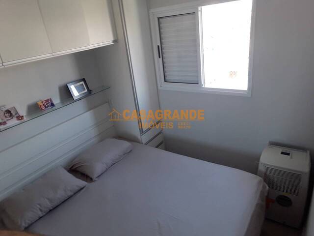 Apartamento para Venda em São José dos Campos - 4