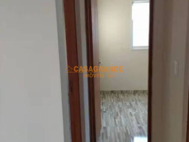 Apartamento para Venda em São José dos Campos - 5