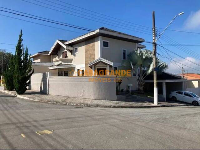 Casa para Venda em São José dos Campos - 3