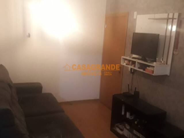 Apartamento para Venda em São José dos Campos - 2