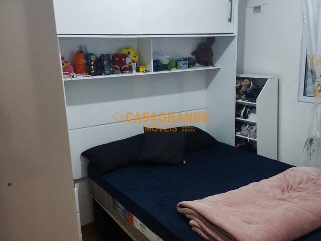 Apartamento para Venda em São José dos Campos - 5