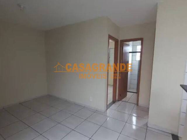 Apartamento para Venda em São José dos Campos - 2