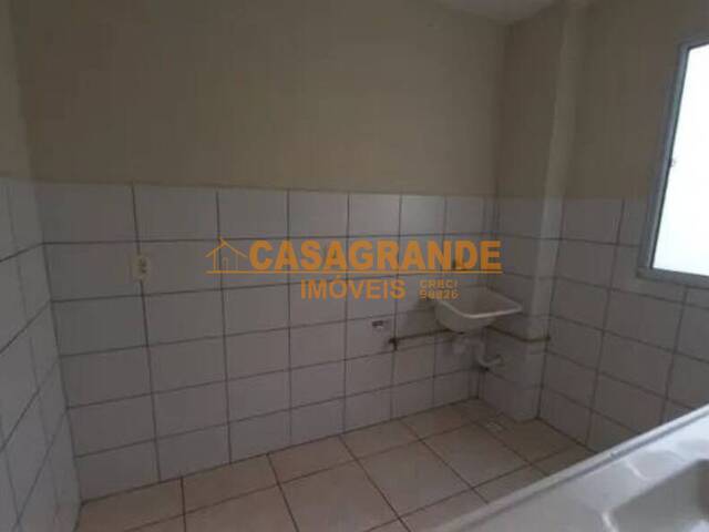 Apartamento para Venda em São José dos Campos - 4