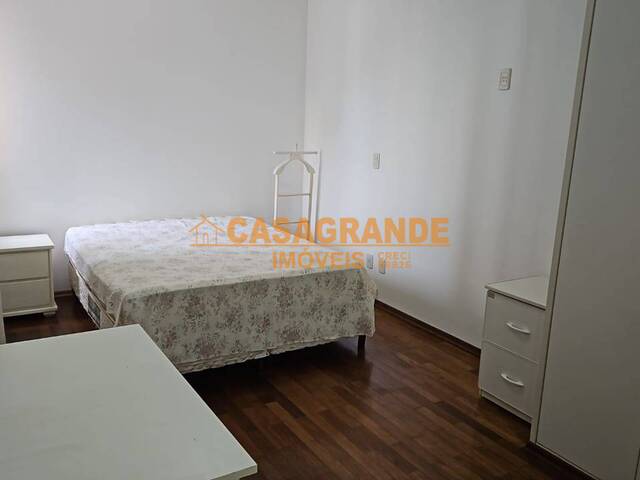 Apartamento para Venda em São José dos Campos - 4