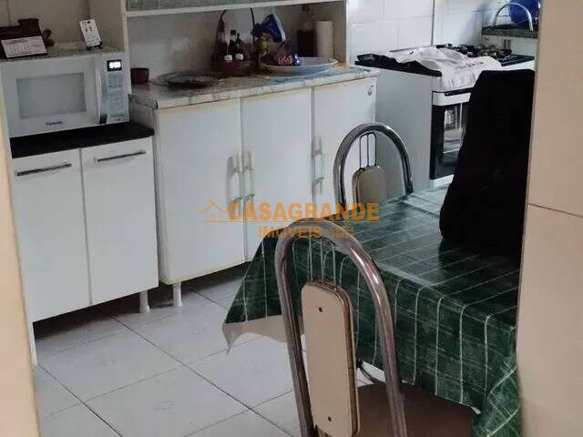 Casa para Venda em São José dos Campos - 5