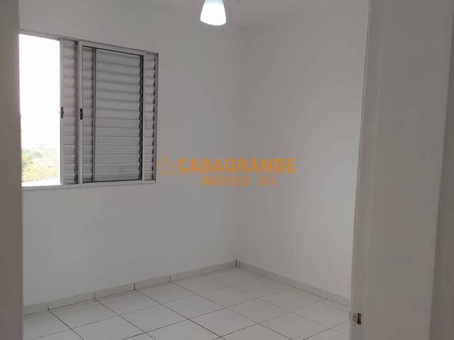 Apartamento para Venda em São José dos Campos - 4