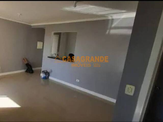 Apartamento para Venda em São José dos Campos - 5