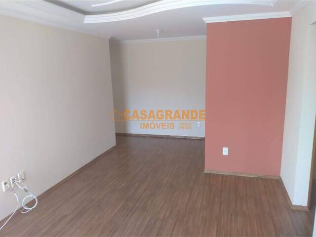 Apartamento para Venda em São José dos Campos - 2