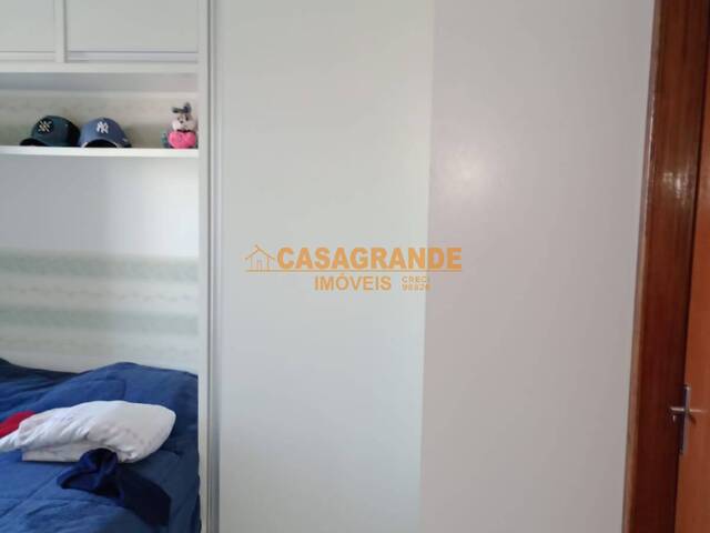 Apartamento para Venda em São José dos Campos - 4