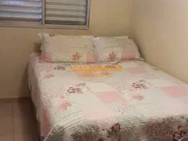 Apartamento para Venda em São José dos Campos - 5