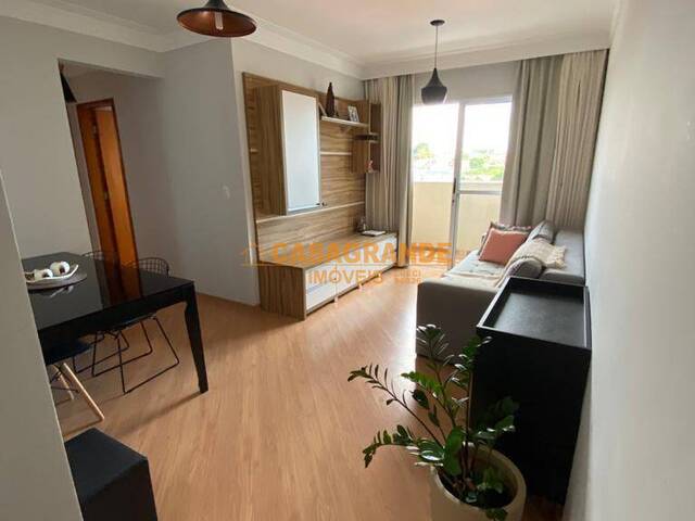 Apartamento para Venda em São José dos Campos - 2