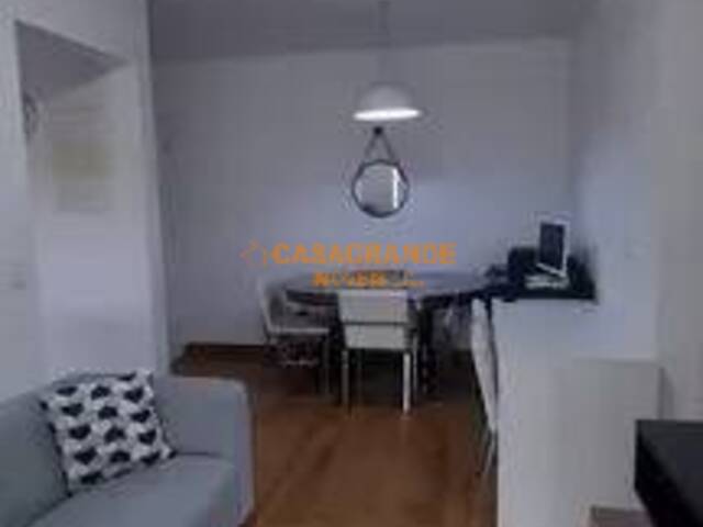 Apartamento para Venda em São José dos Campos - 2