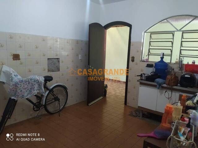 Casa para Venda em São José dos Campos - 5