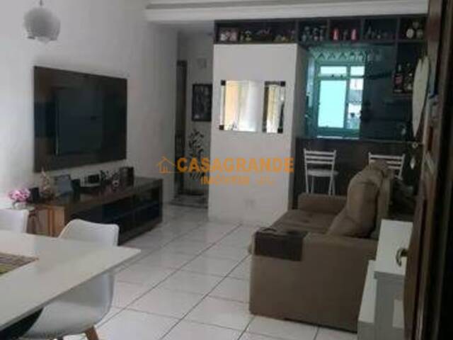 Apartamento para Venda em São José dos Campos - 2