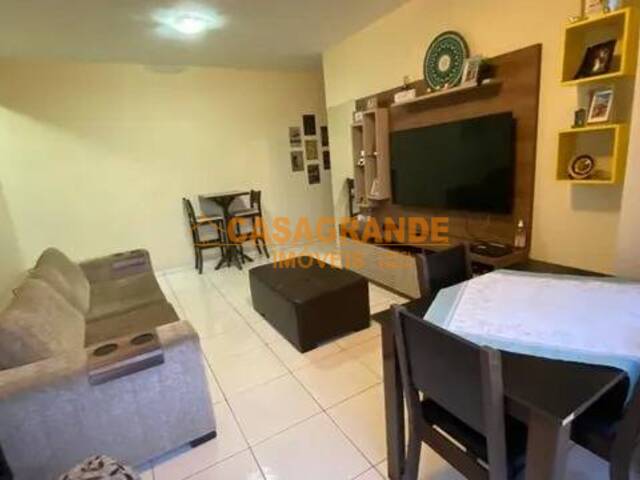 Apartamento para Venda em São José dos Campos - 3