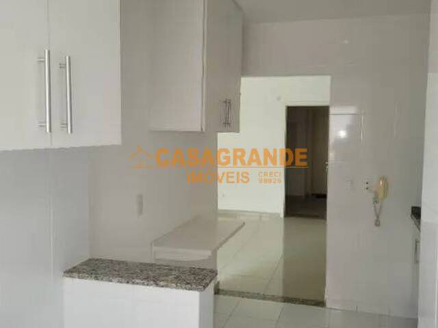 Apartamento para Venda em São José dos Campos - 3