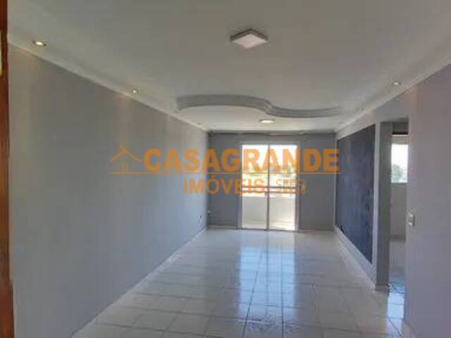 Apartamento para Venda em São José dos Campos - 3