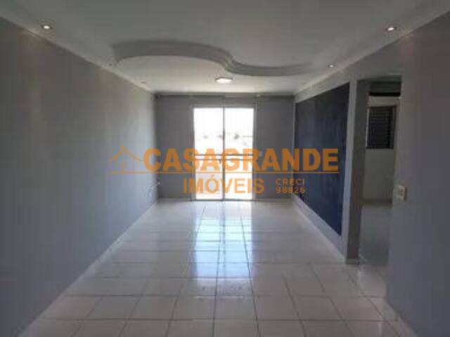 Apartamento para Venda em São José dos Campos - 2