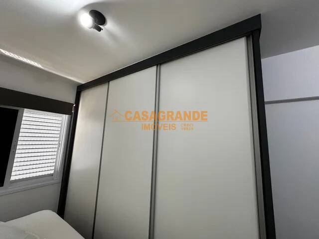 Apartamento para Venda em São José dos Campos - 4