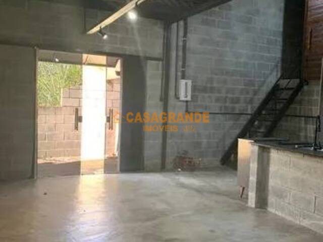 Casa para Venda em São José dos Campos - 5