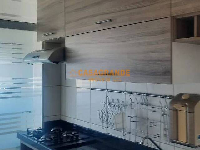 Apartamento para Venda em São José dos Campos - 4