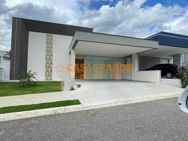 Casa para Venda em São José dos Campos - 2