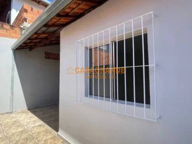 Casa para Venda em São José dos Campos - 5