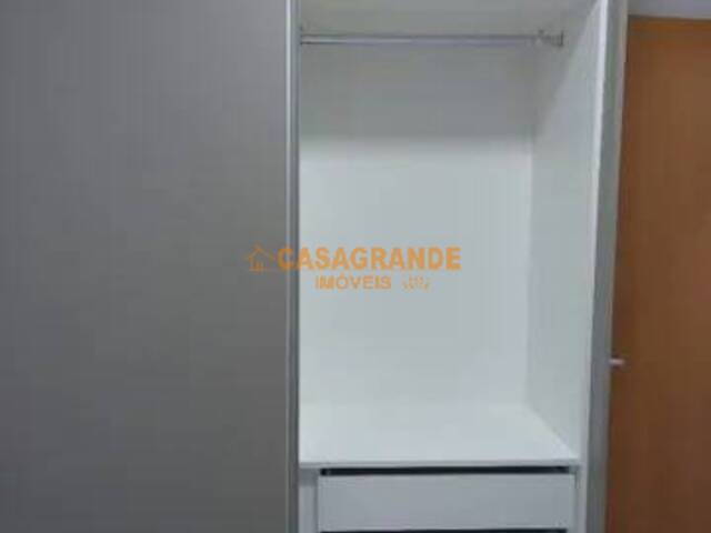 Apartamento para Venda em Jacareí - 4