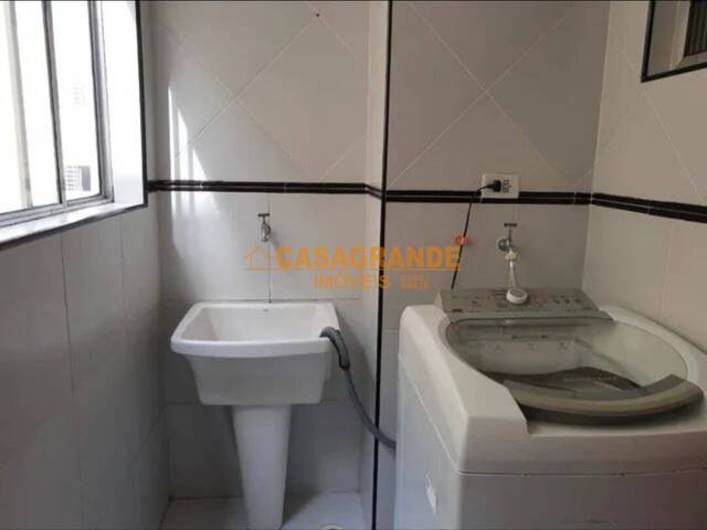 Apartamento para Venda em São José dos Campos - 4