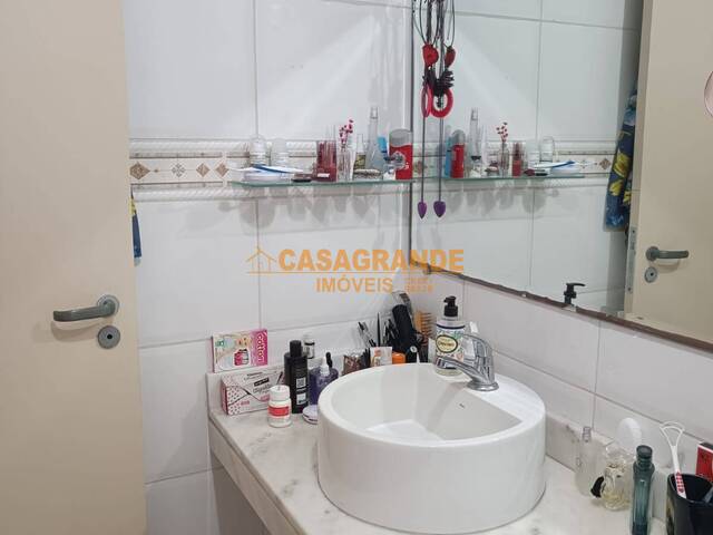 Apartamento para Venda em São José dos Campos - 5