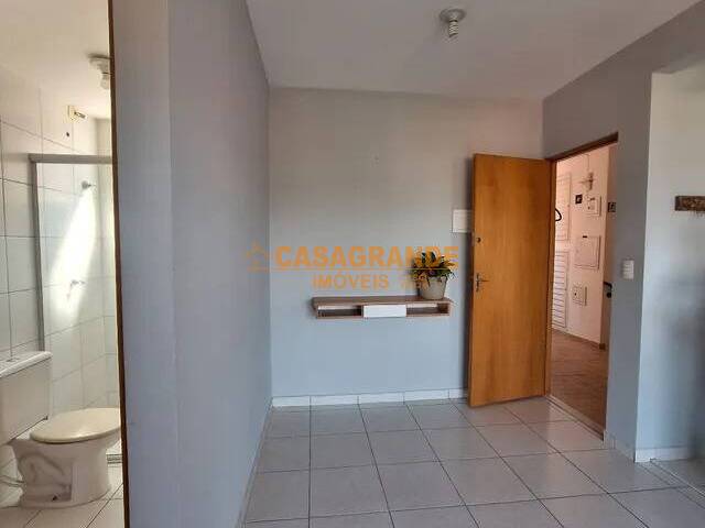 Apartamento para Venda em São José dos Campos - 4