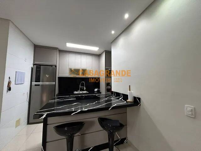 Apartamento para Venda em São José dos Campos - 4