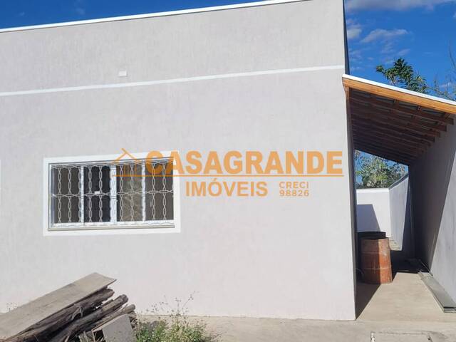 Casa para Venda em São José dos Campos - 5