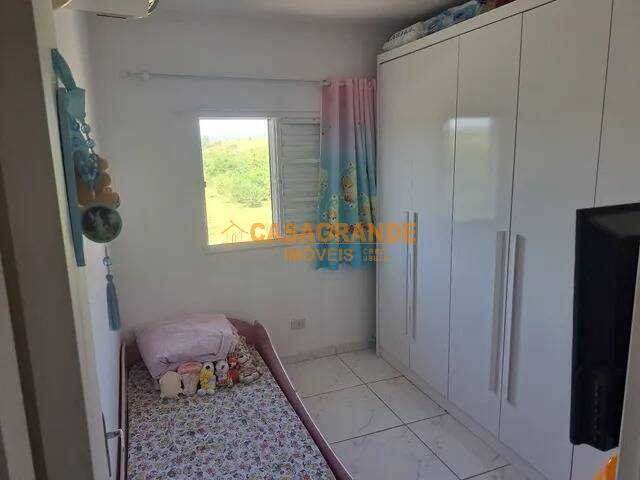 Apartamento para Venda em São José dos Campos - 2