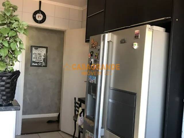 Apartamento para Venda em São José dos Campos - 4